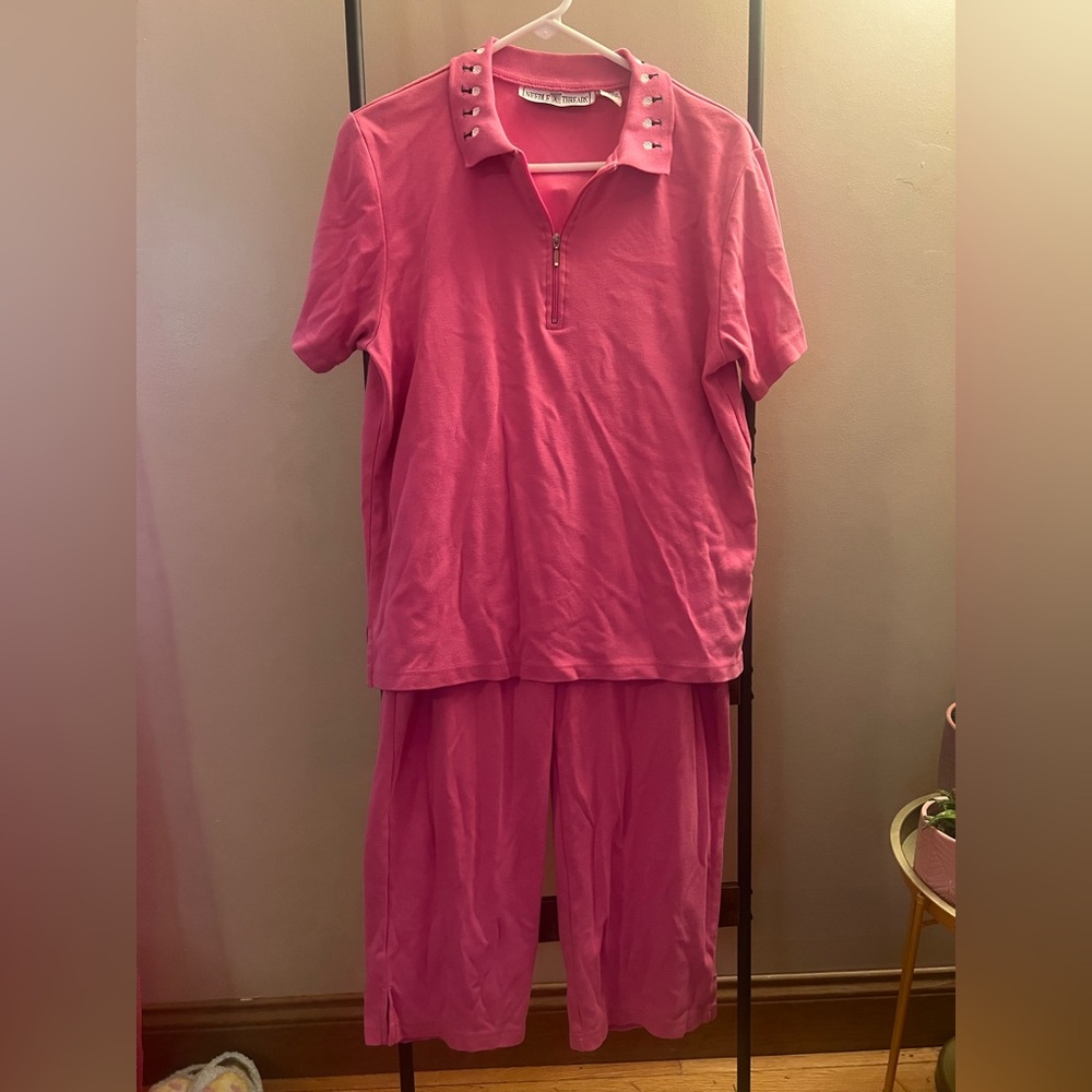 Vintage Needle & Thread Pink Ladies Golf Set